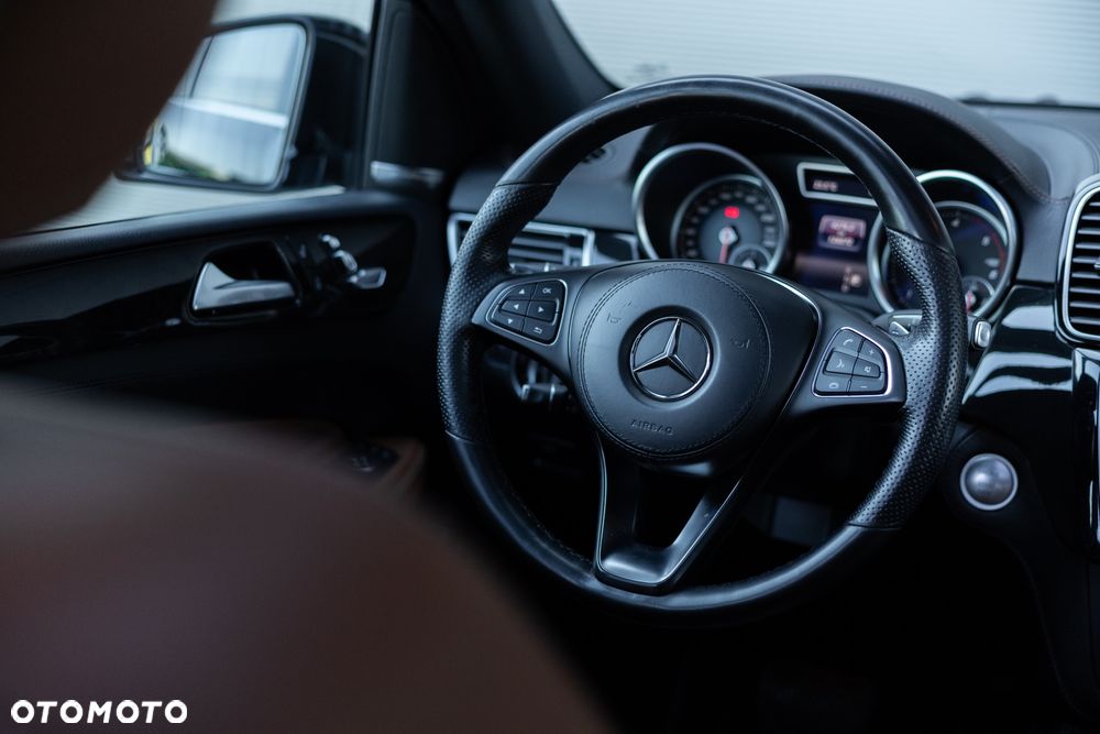 Mercedes-Benz GLS 350 d 4-Matic - 14