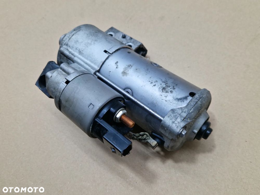 Rozrusznik BMW 3 G20 4 G22 G26 5 G30 7 G11 G12 X3 G01 X4 G02 X5 G05 8671504 5A33FB9 8693977 12418671504 12415A33FB9 - 5