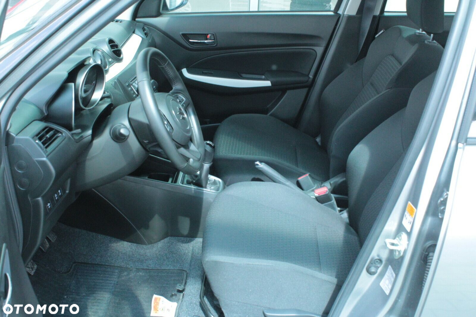 Suzuki Swift - 18