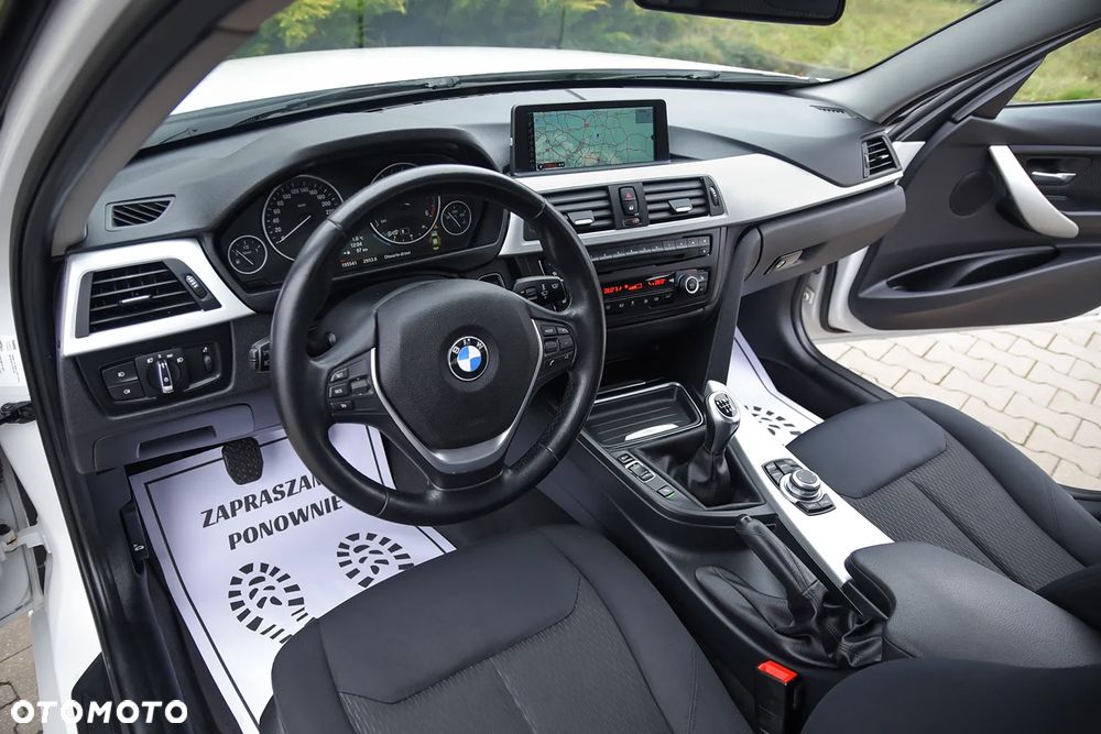 BMW Seria 3 318d - 29