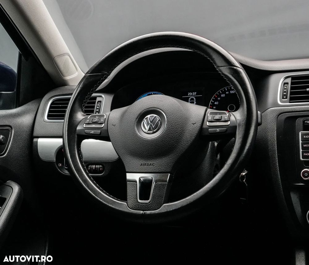 Volkswagen Jetta 1.4 TSI DSG Highline - 16