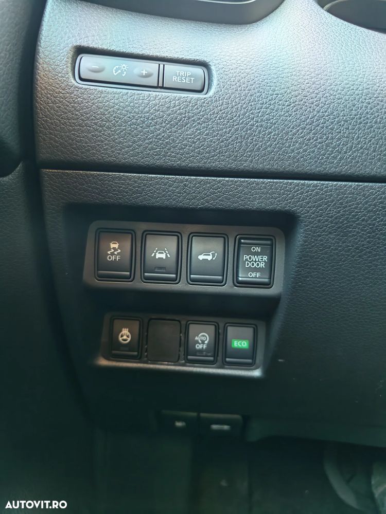 Nissan X-Trail 2.0D XTRONIC Start/Stop 4x4-i Tekna - 19