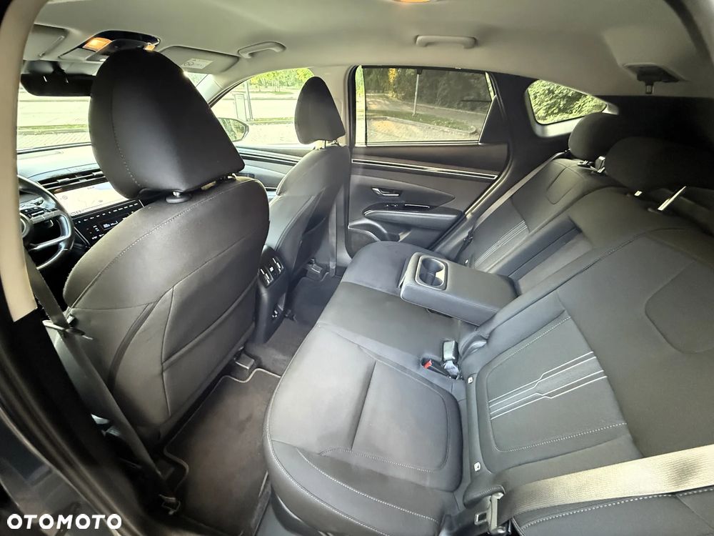 Hyundai Tucson 1.6 T-GDi HEV Platinum 2WD - 18