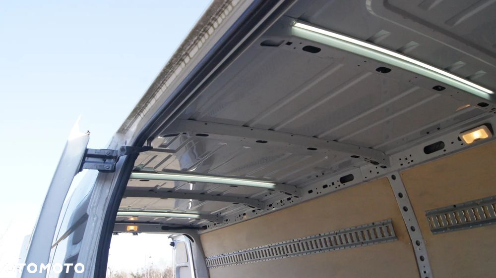 Renault Master - 25