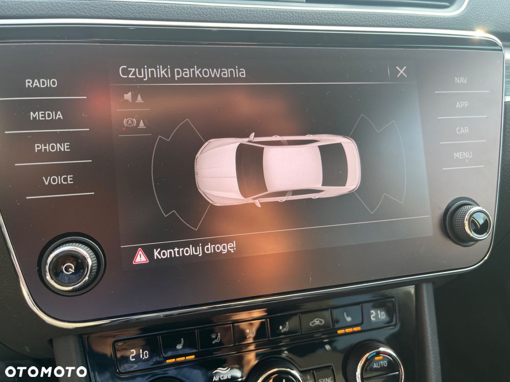 Skoda Superb 2.0 TSI DSG Style - 19