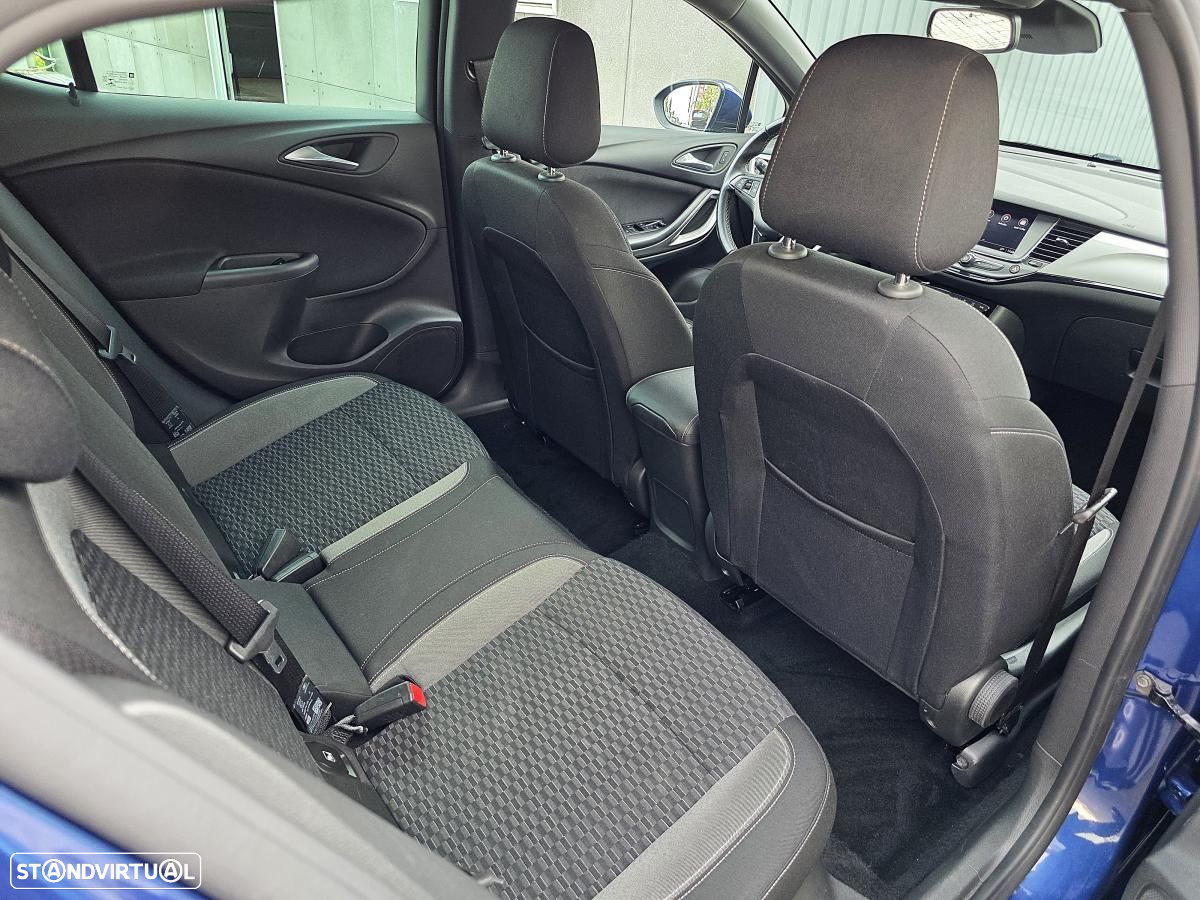 Opel Astra 1.2 T GS Line S/S - 22
