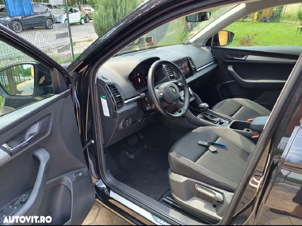 Skoda Karoq 2.0 TDI SCR 4x4 DSG Tour - 6