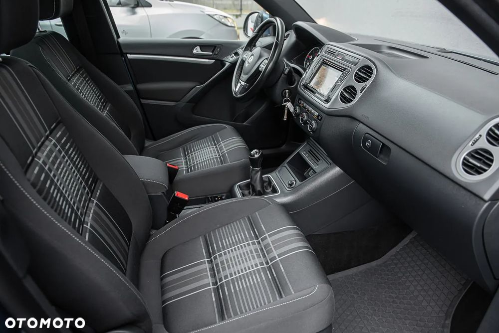 Volkswagen Tiguan - 29