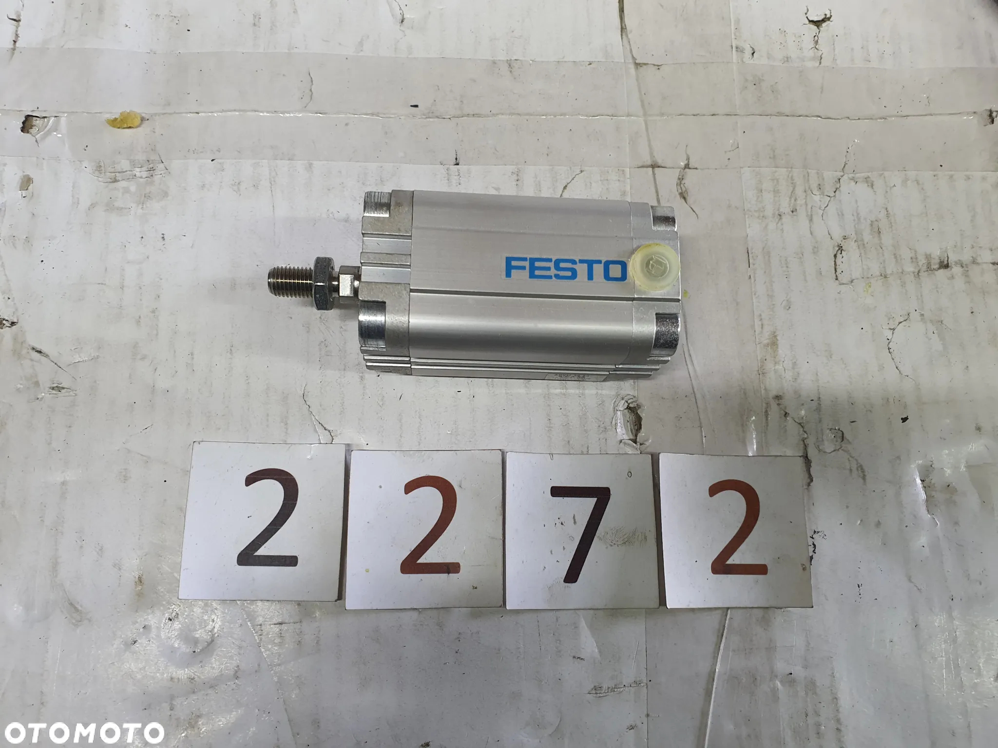 Siłownik kompaktowy ADVU ADVU3250 543095 V908 - 2