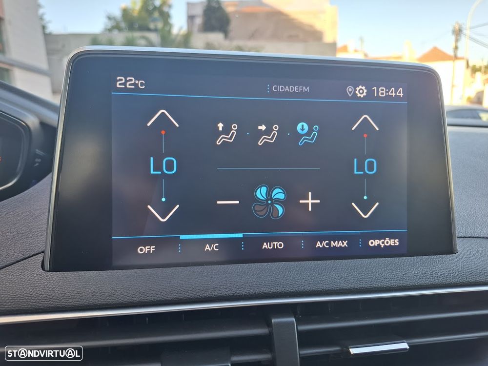 Peugeot 3008 PureTech 130 Stop & Start GPF EAT8 Active Business-Pack - 14