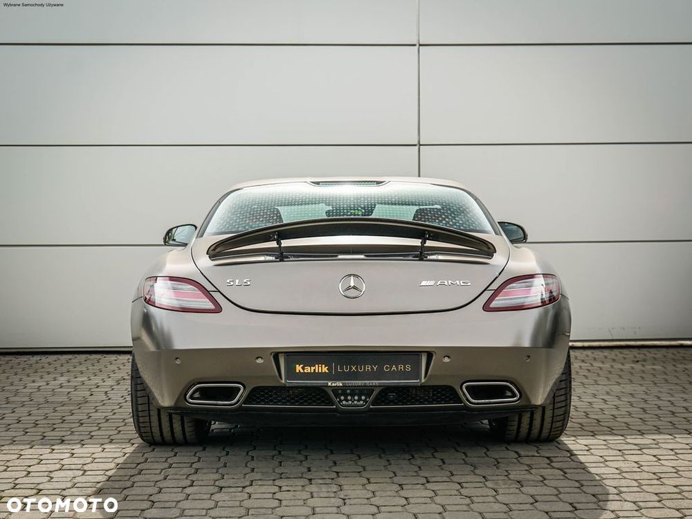Mercedes-Benz SLS - 9