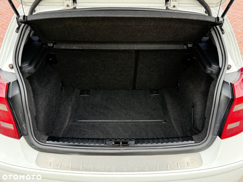 BMW Seria 1 - 18