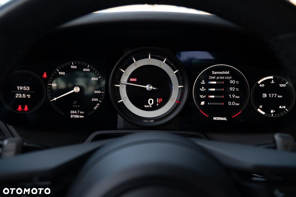 Porsche 911 Carrera T PDK - 20