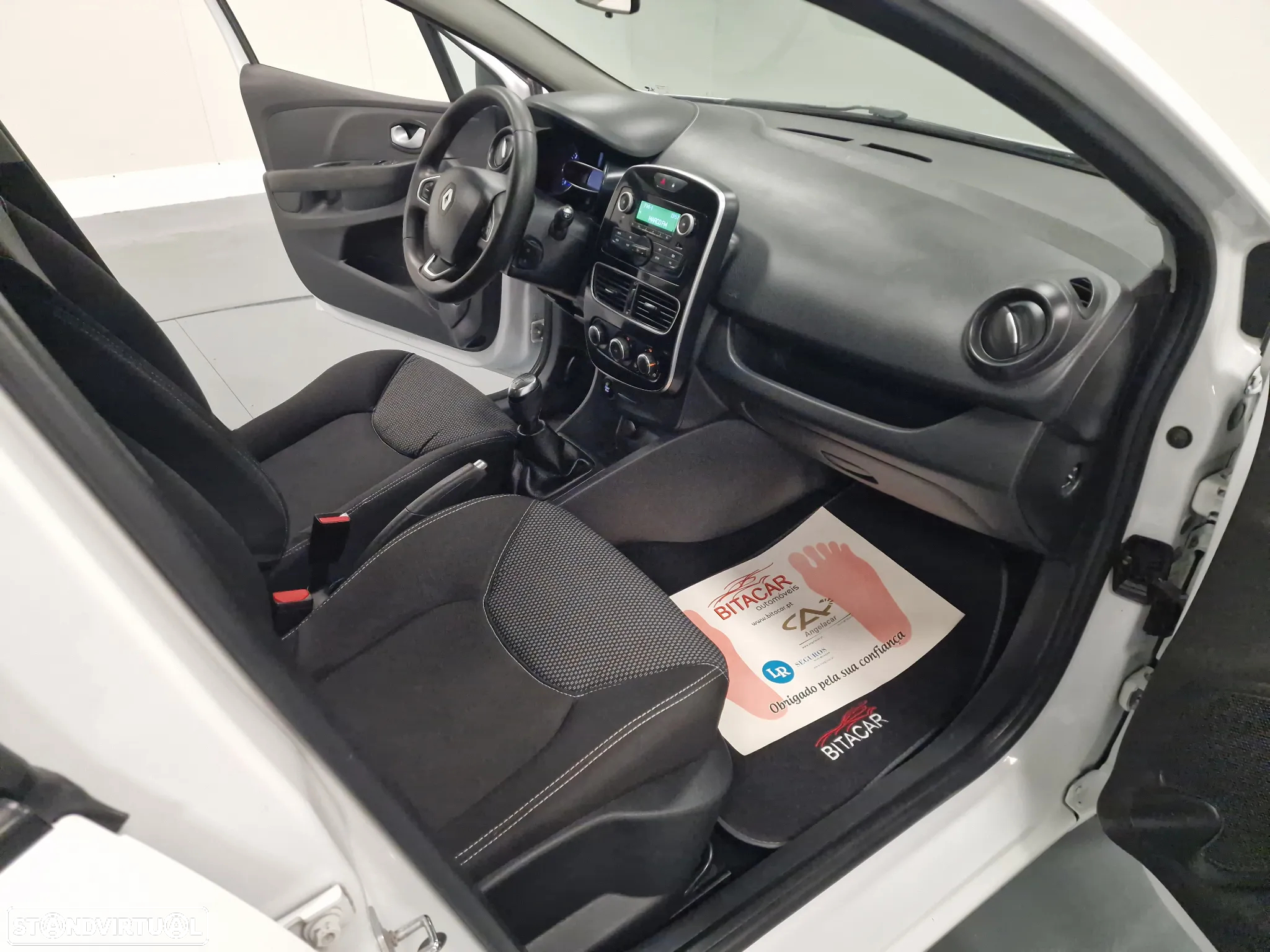 Renault CLIO SOCIETE 1.5 DCI ZEN IVA DEDUTIVEL - 44