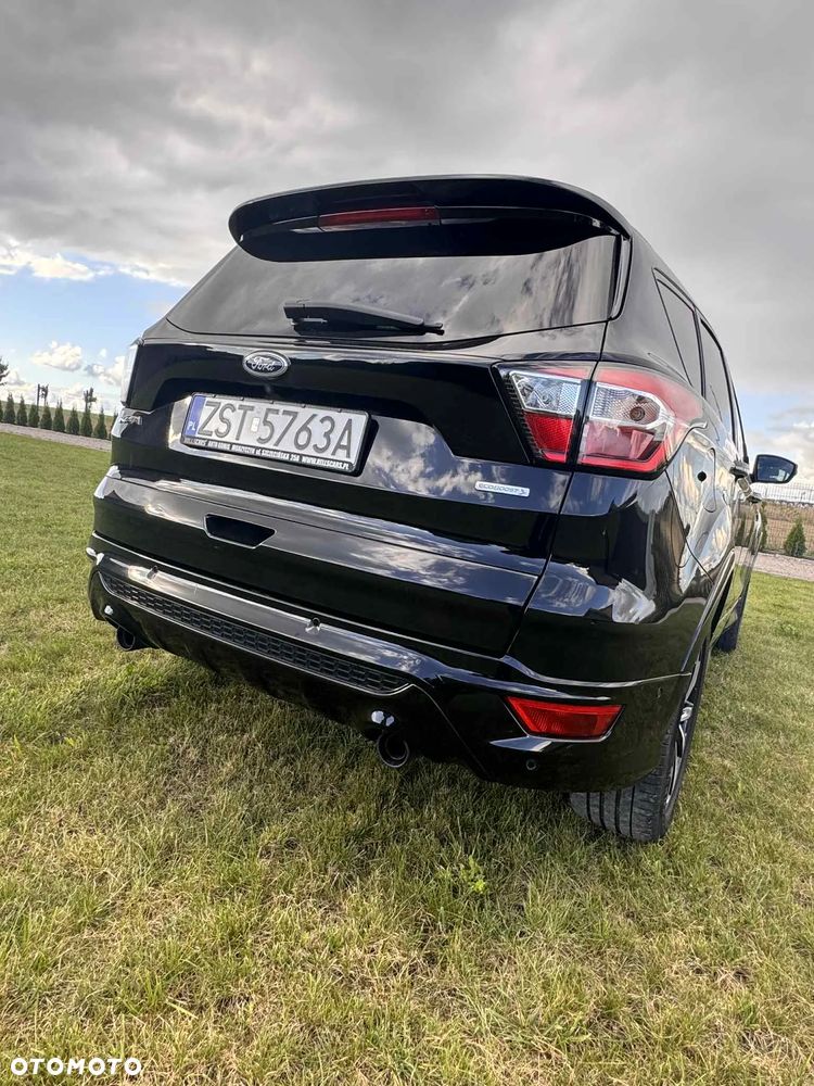 Ford Kuga 1.5 EcoBoost 2x4 ST-Line - 31