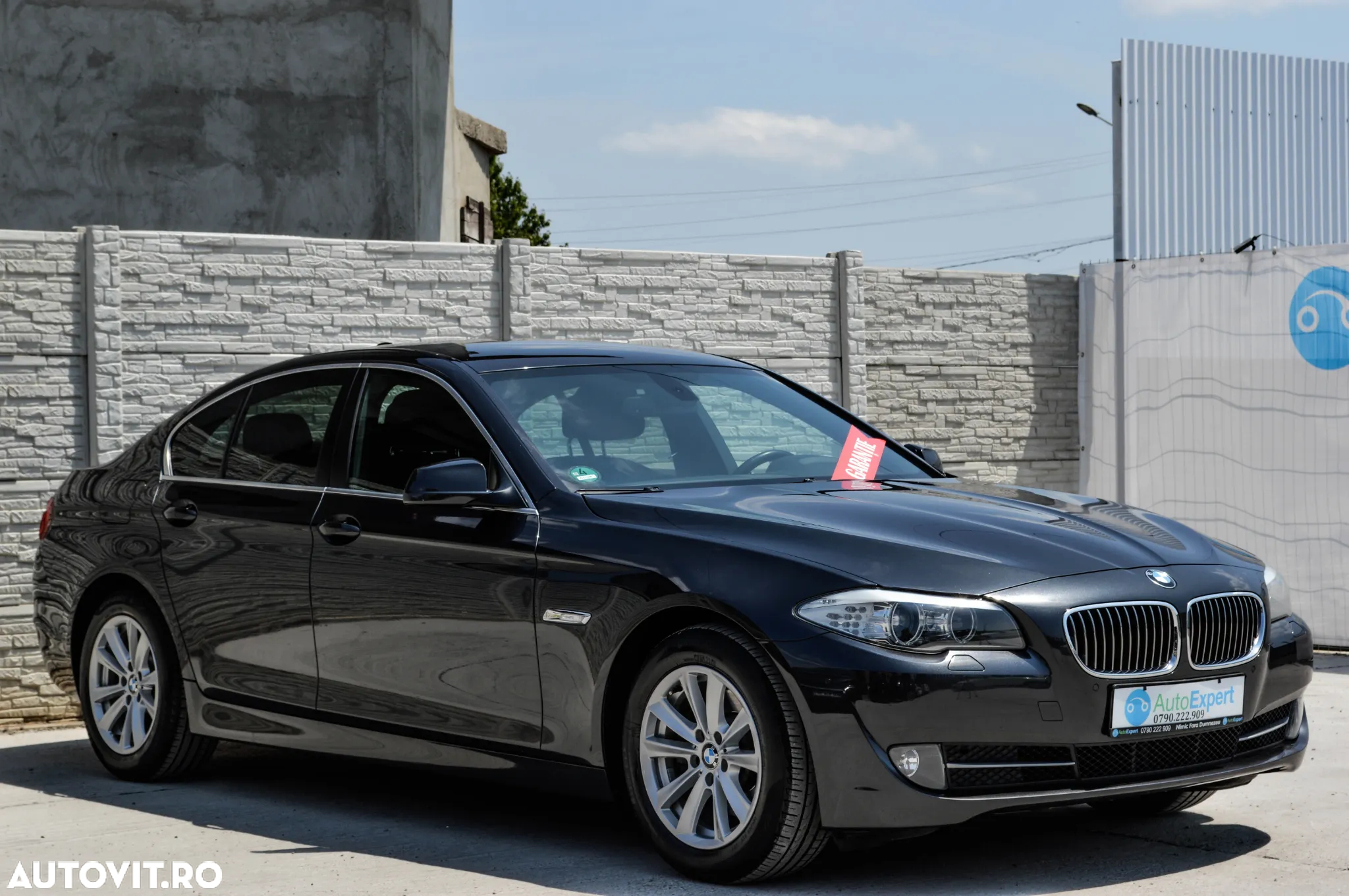 BMW Seria 5 520d Aut. - 13