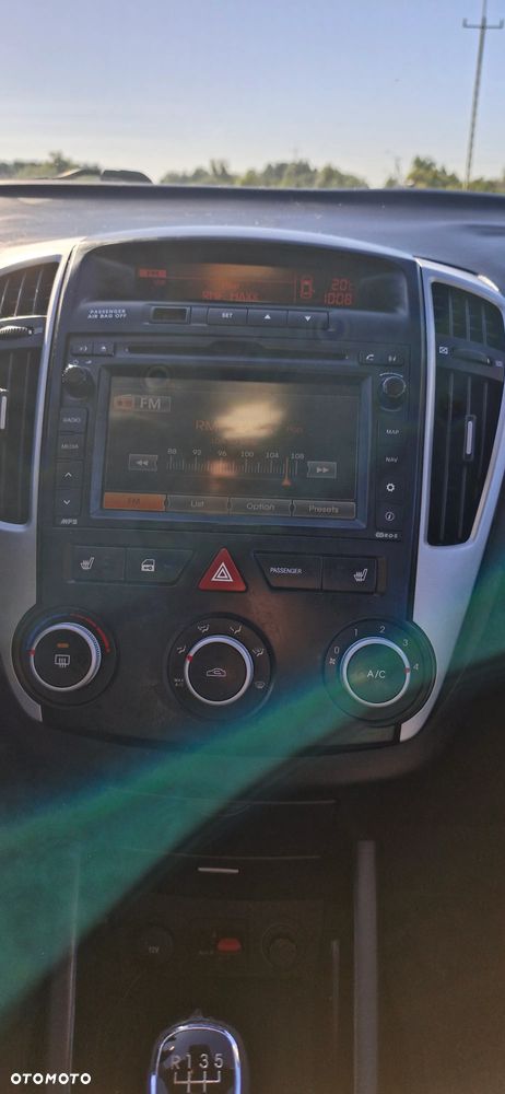 Kia Ceed Cee'd 1.4 L - 10