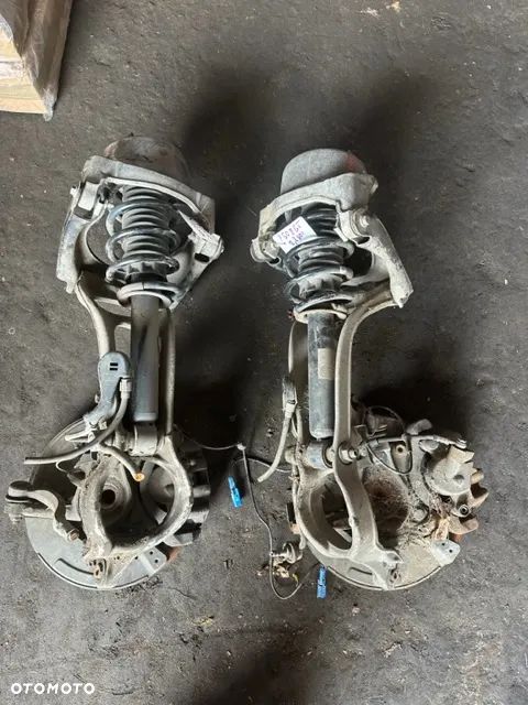 MC PHERSON ZWROTNICA WAHACZ PRAWY PEUGEOT 508 GT 2.2 HDI - 1