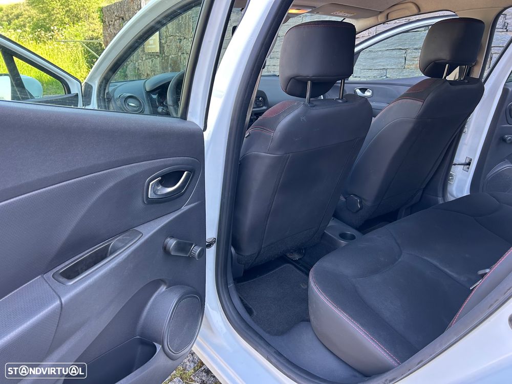 Renault Clio 1.5 dCi Comfort - 12