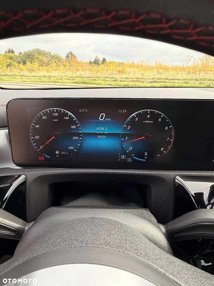 Mercedes-Benz CLA 250 4-Matic AMG Line 7G-DCT - 12
