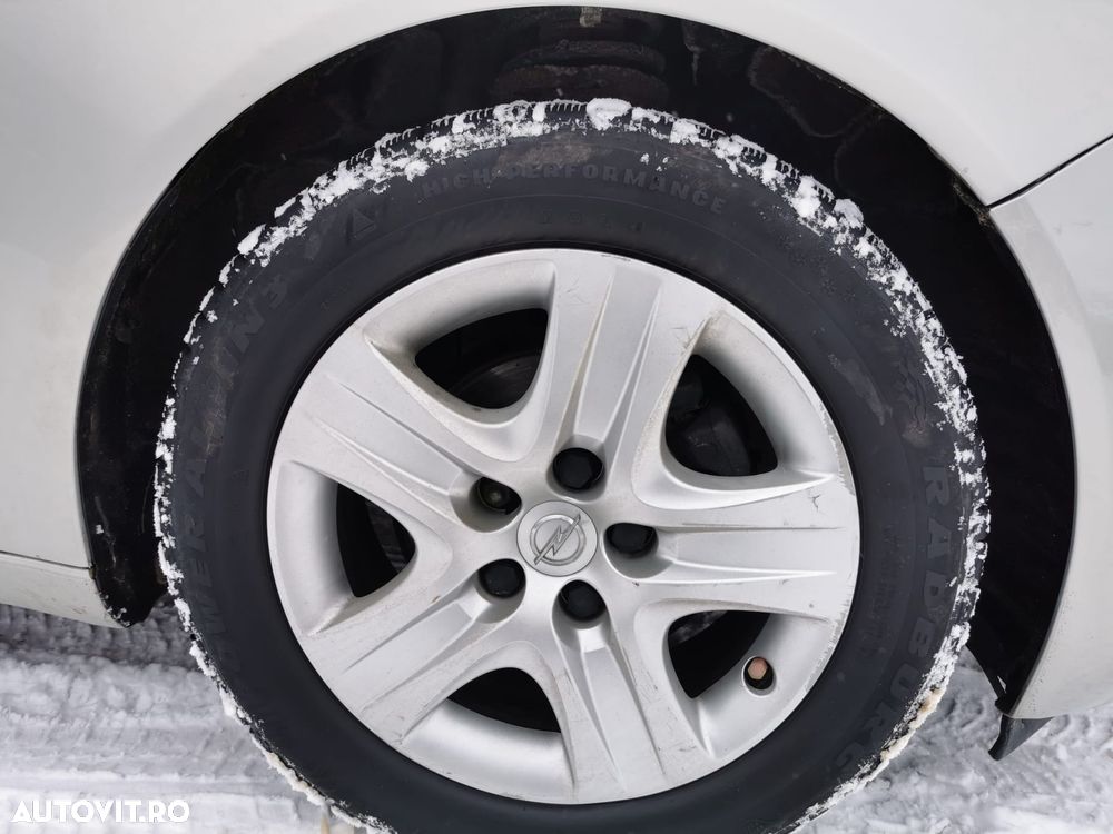 Opel Insignia 2.0 CDTI - 9