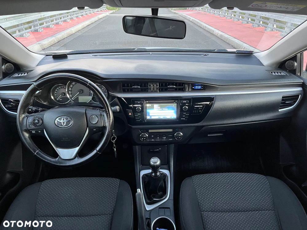 Toyota Corolla 1.6 Premium EU6 - 10