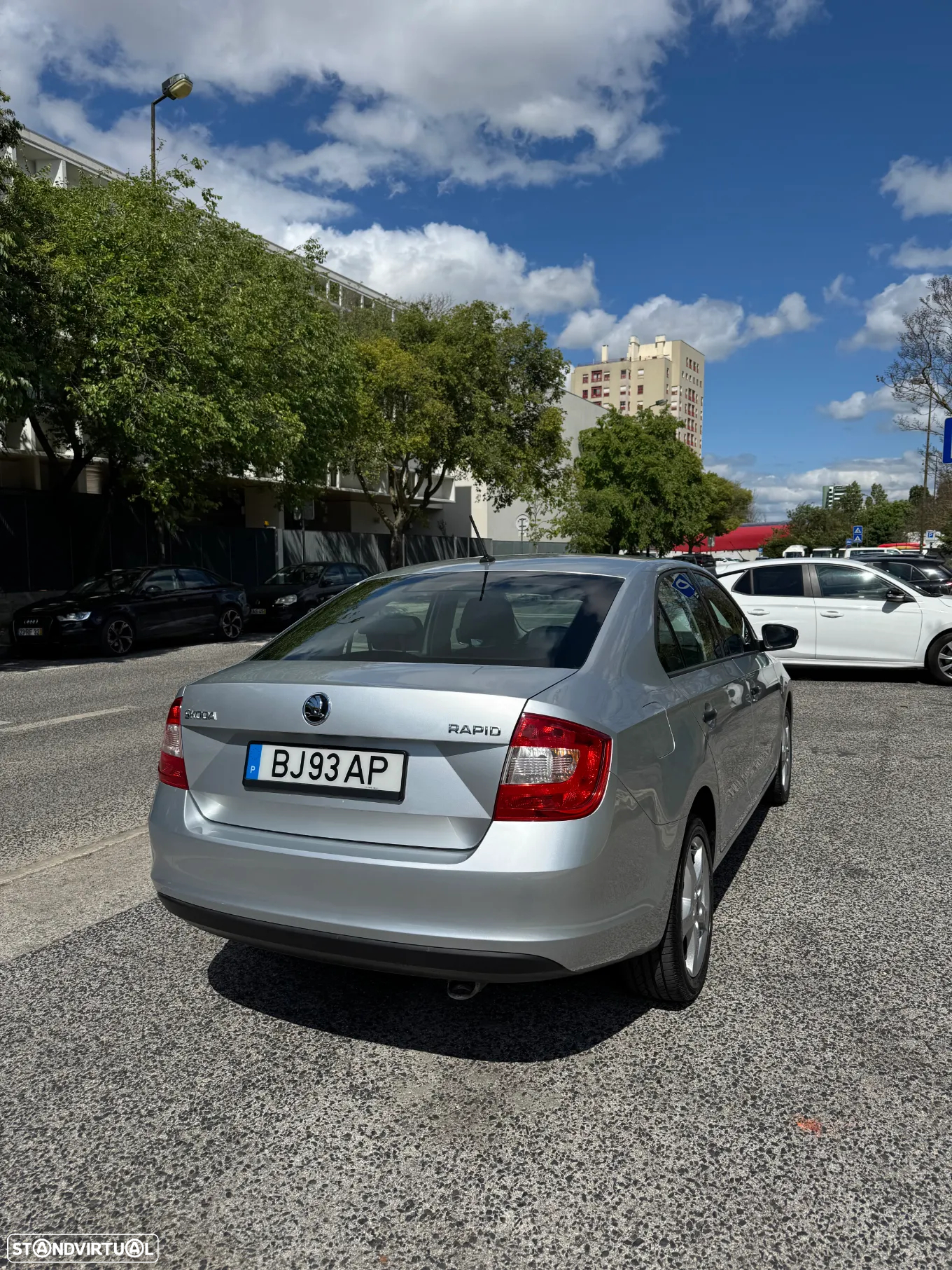 Skoda Rapid 1.2 TSI Active - 4