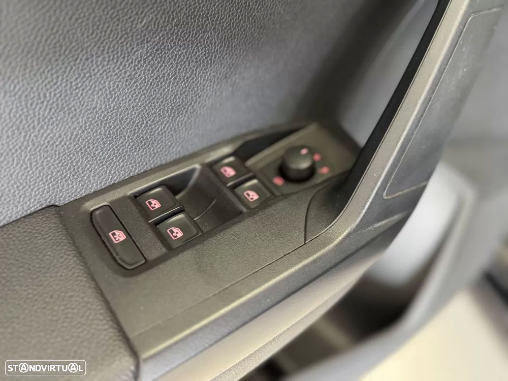 SEAT Arona 1.0 TSI Style DSG - 35