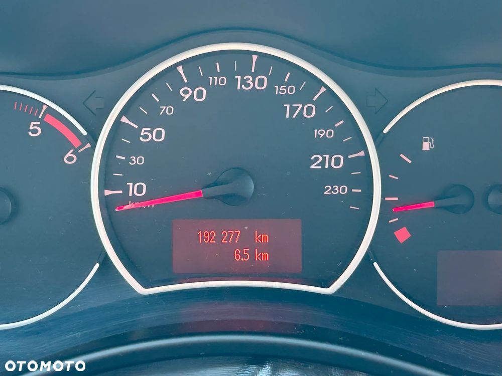 Renault Koleos 2.0 dCi FAP 4x4 Luxe - 27