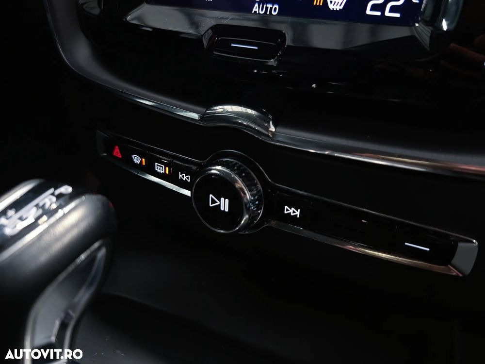 Volvo XC 60 D4 Geartronic Momentum - 14