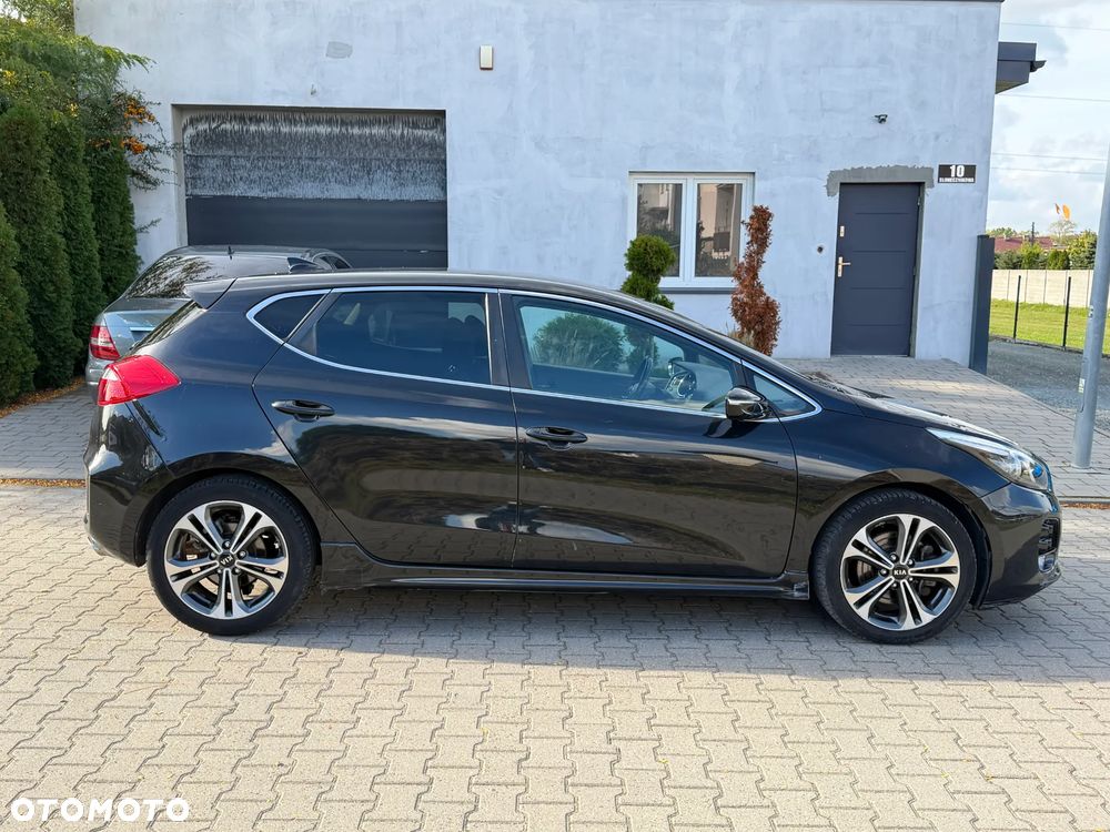Kia Ceed 1.6 CRDi 136 DCT ISG GT Line - 3