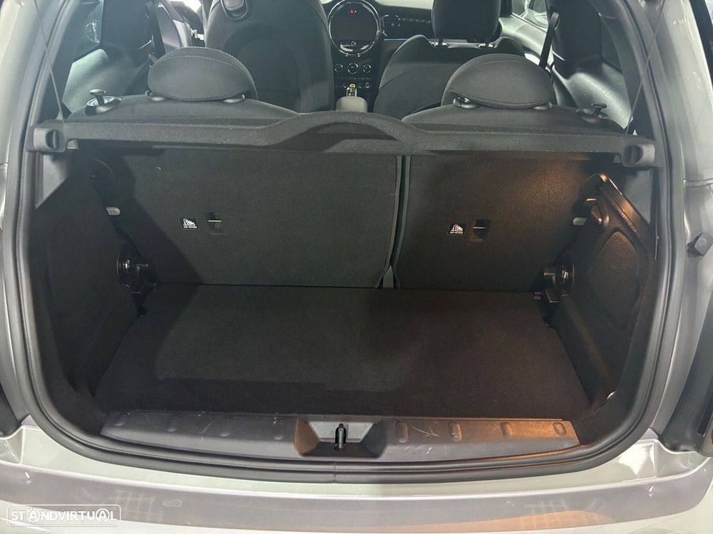 MINI 3 Portas Cooper SE Premium Classic - 15