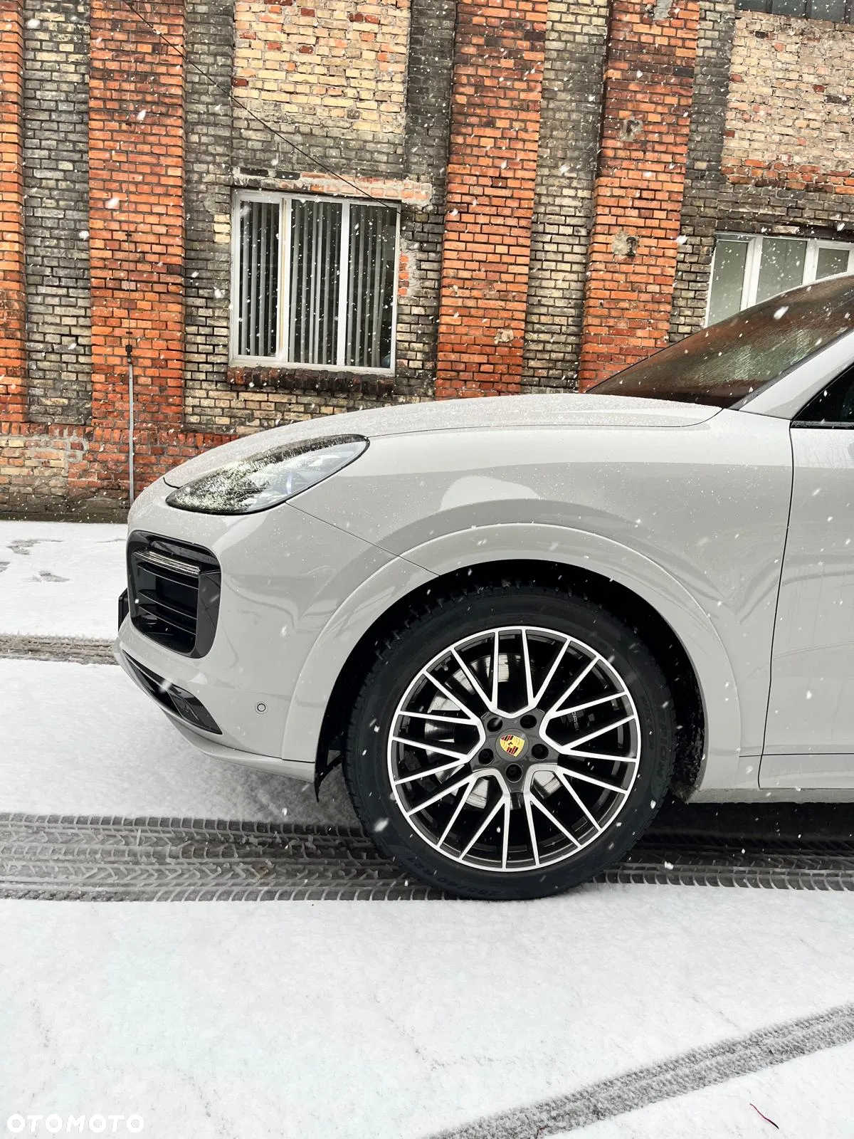 Porsche Cayenne GTS - 8