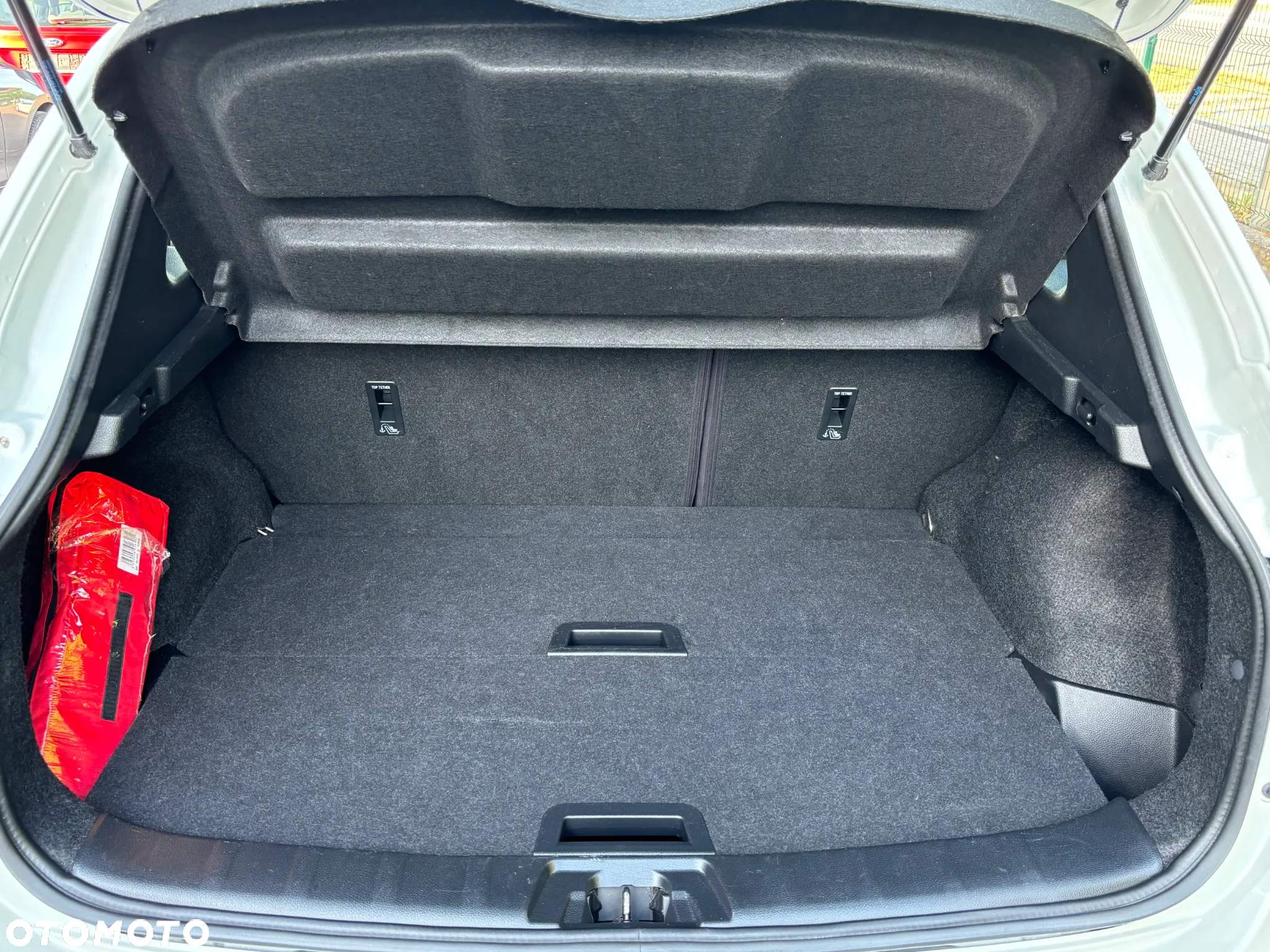 Nissan Qashqai 1.6 dCi Xtronic ACENTA - 26