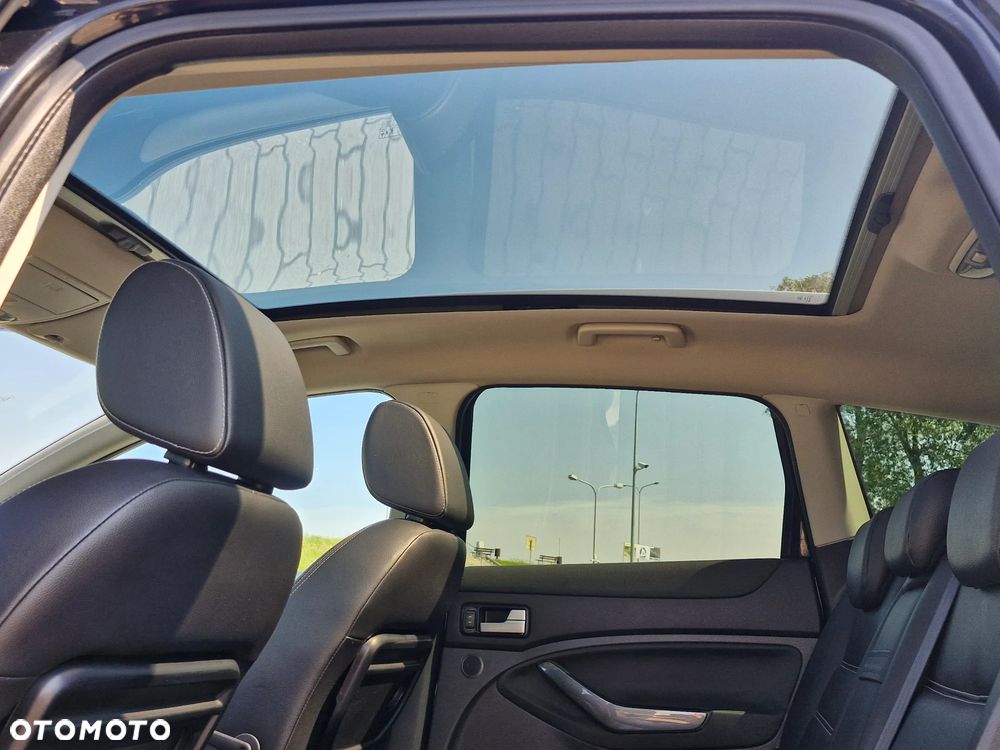 Ford Kuga 2.0 TDCi Titanium - 25