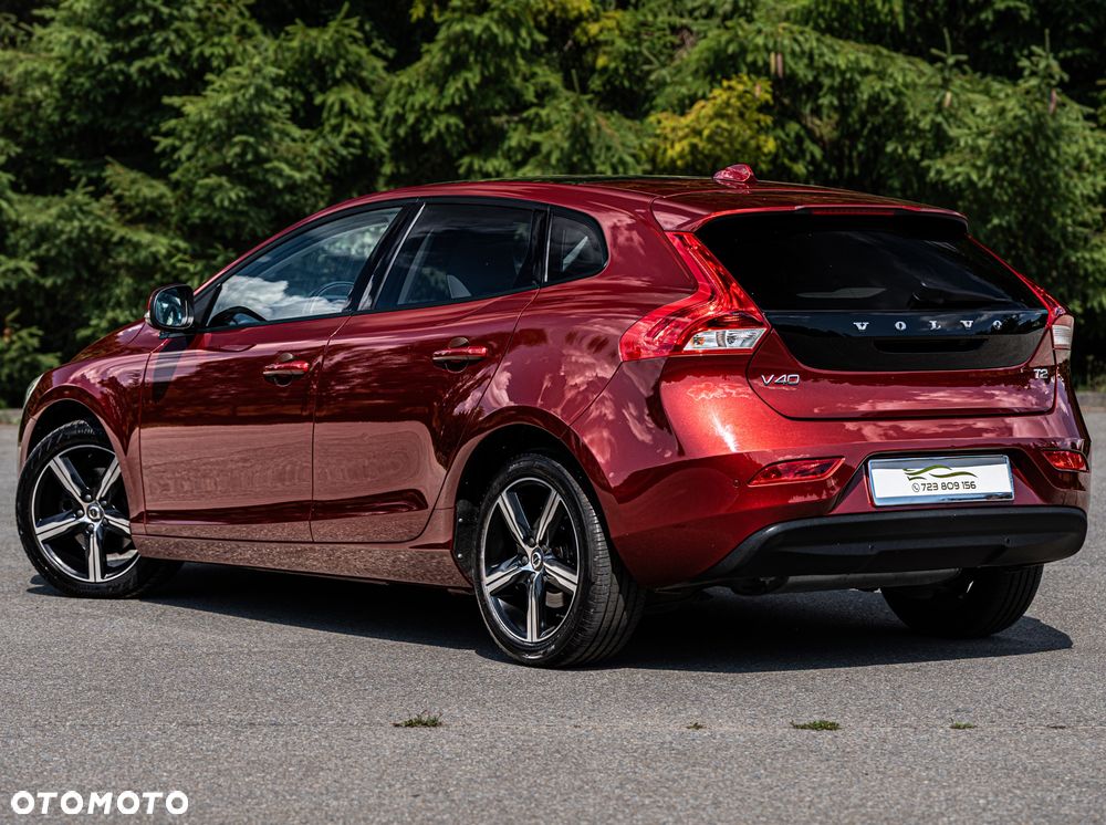 Volvo V40 T2 Drive-E Momentum - 24
