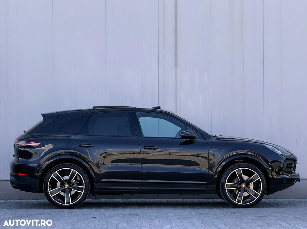 Porsche Cayenne Tiptronic S Platinum Edition - 10
