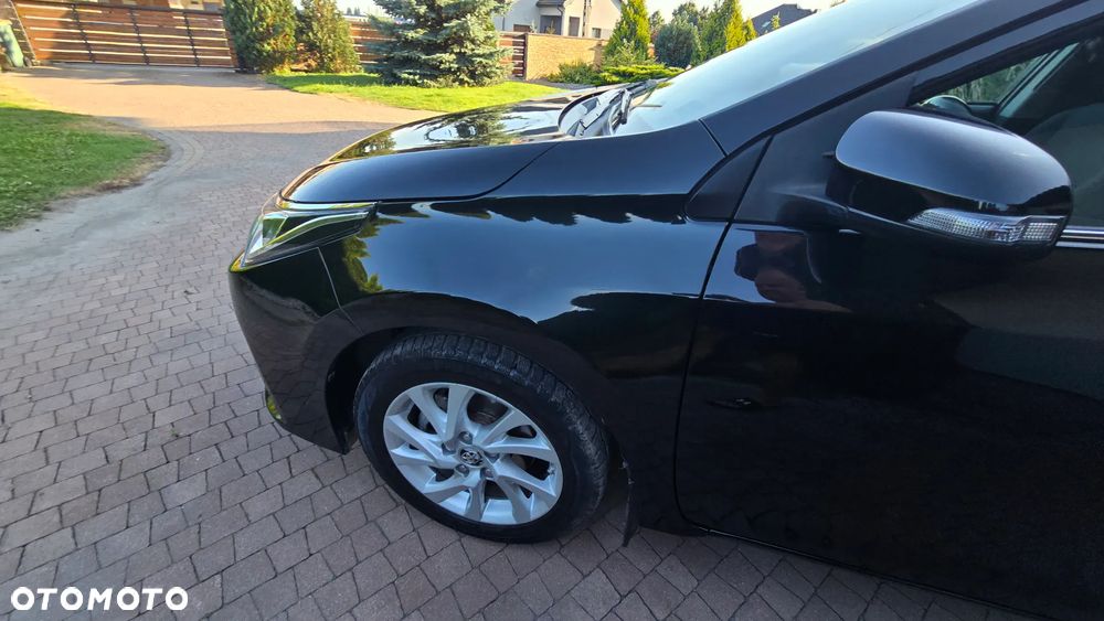 Toyota Corolla - 26