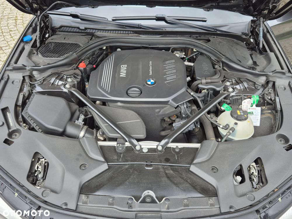 BMW Seria 5 520d - 11