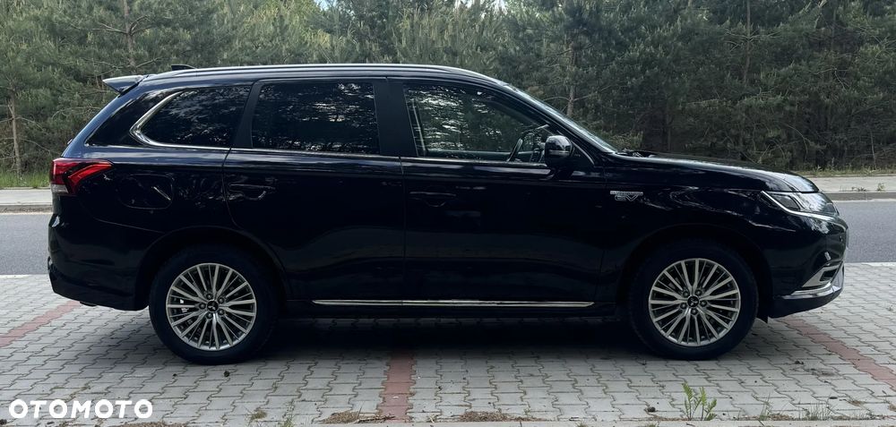 Mitsubishi Outlander 2.4 4WD Diamant+ - 9