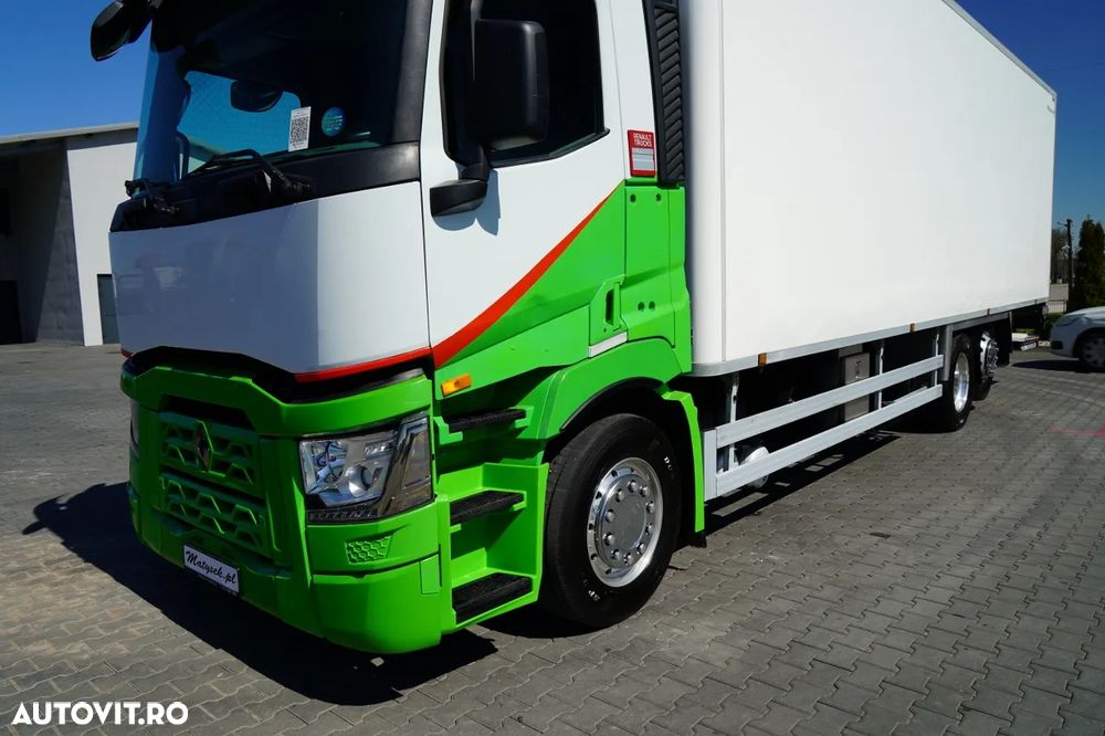 Renault T 430 / 6x2 / REFRIGERAT -9 M / UNITATE CARRIER SUPRA 1250 / platformă elevatoare / oblon rulant / punte de ridicare / direcție - 10