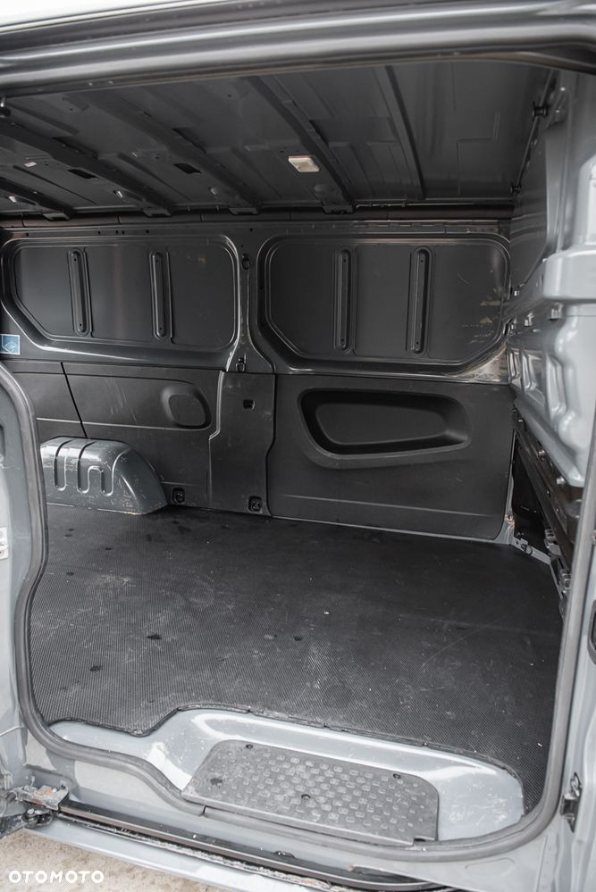 Renault TRAFIC - 16