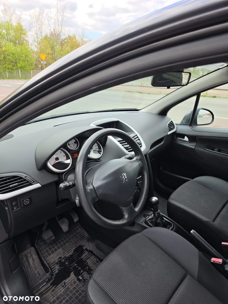 Peugeot 207 75 forever - 15