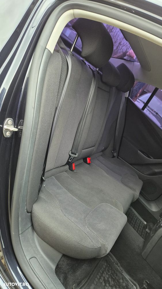 Volkswagen Passat Variant 1.4 TSI BlueMotion Technology Highline - 19