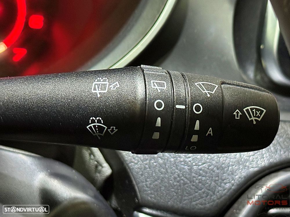 Fiat Tipo Station Wagon 1.3 M-Jet Lounge Tech - 25