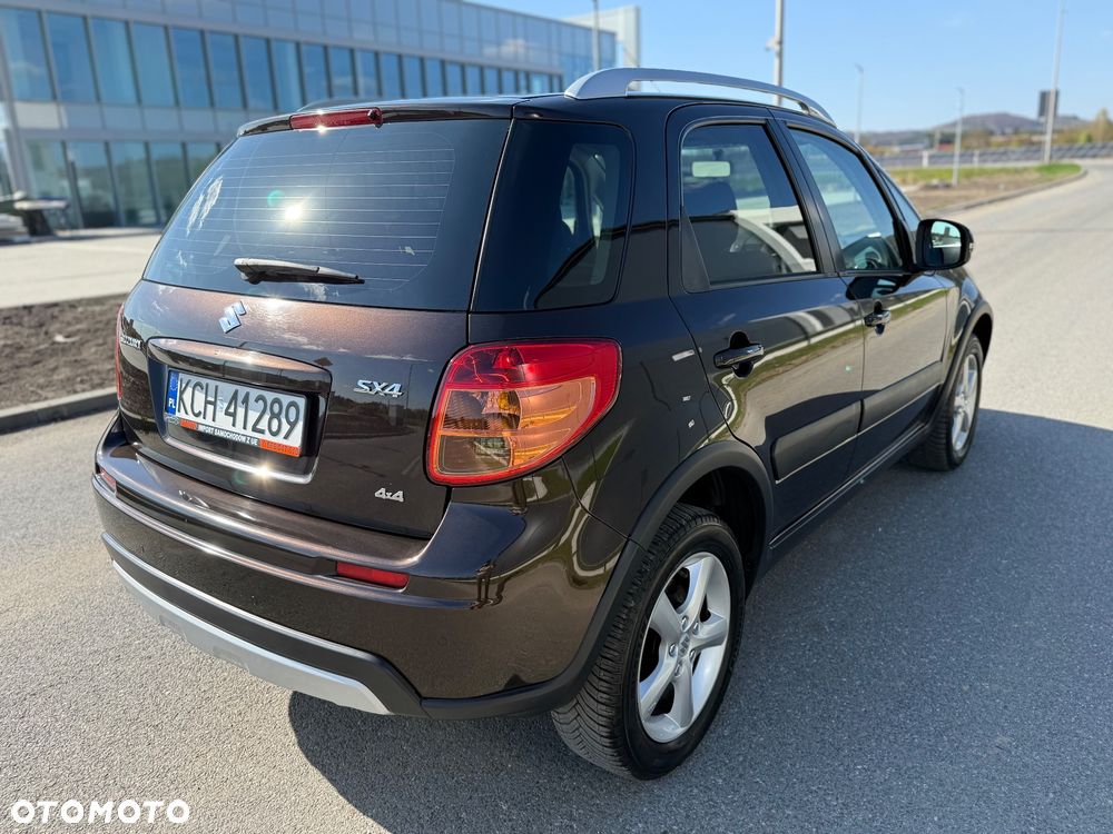 Suzuki SX4 1.6 Premium 4WD - 8