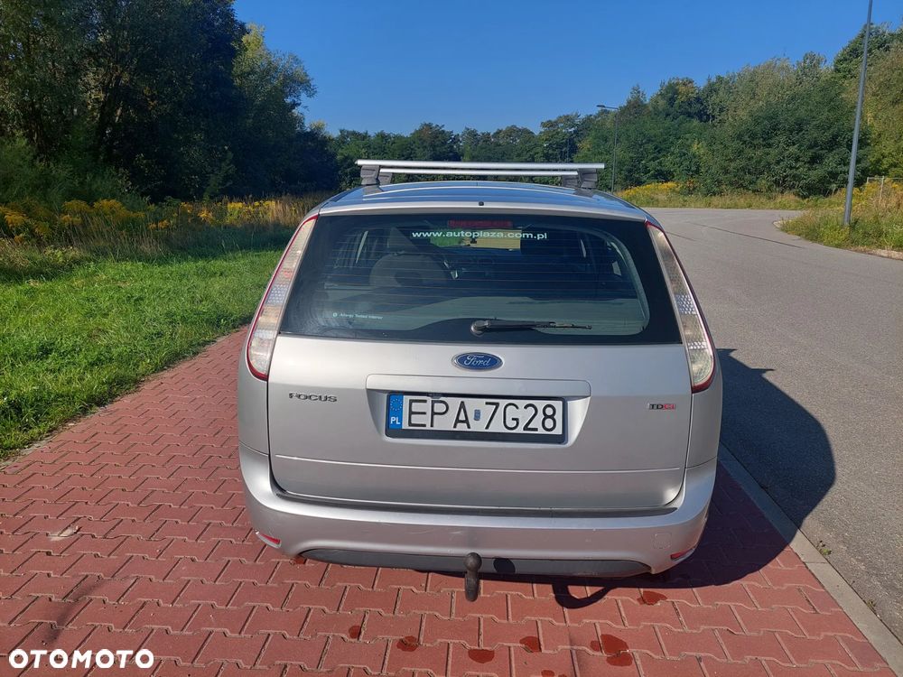 Ford Focus - 12