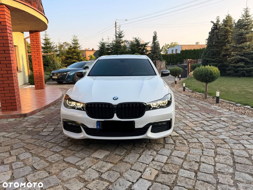 BMW Seria 7 740Li - 4