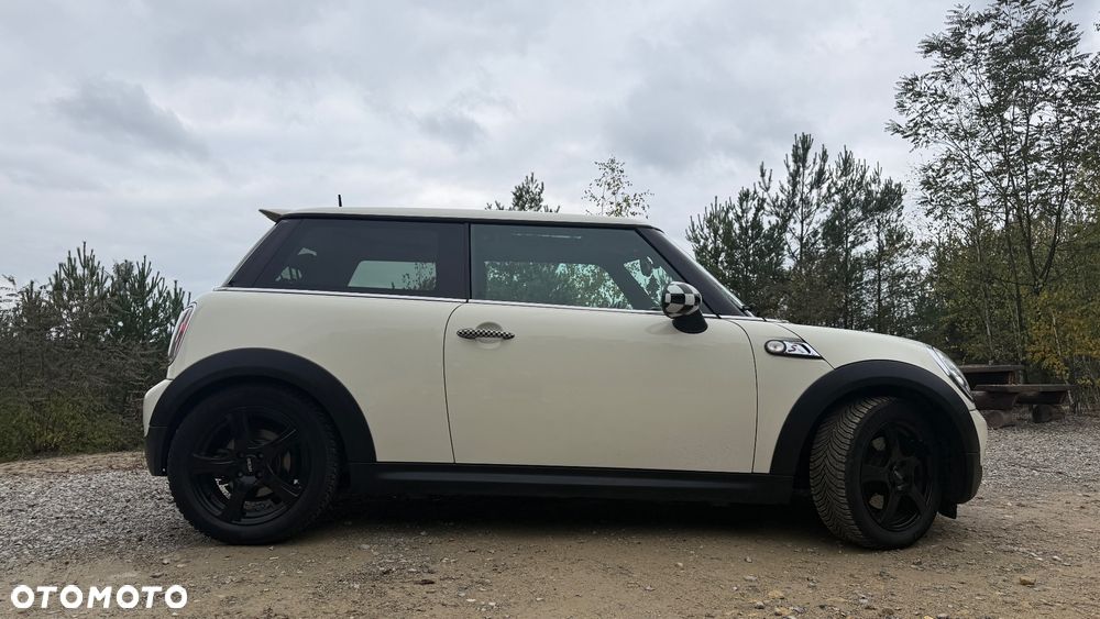 MINI Cooper S Standard - 18