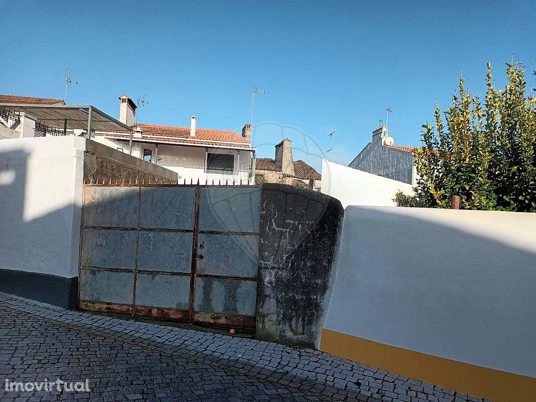 Moradia T2 para venda - Grande imagem: 2/15